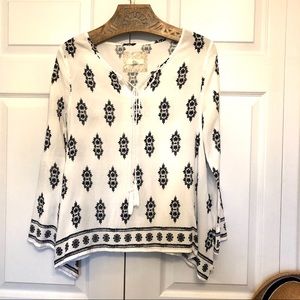 NWOT Harlow White/black Boho tunic XS